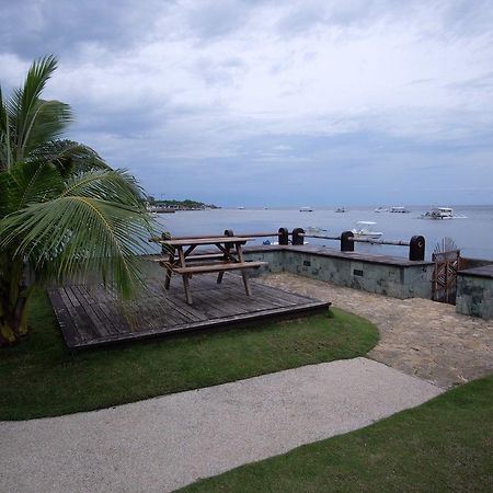Feel Deep Dive Resort Lapu-Lapu City Bagian luar foto